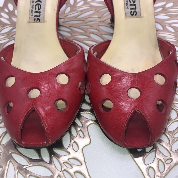 VINTAGE Buskens Made in Spain Polka Dot Peep Toe Red Heels Size 6.5 - Picture 2 of 12